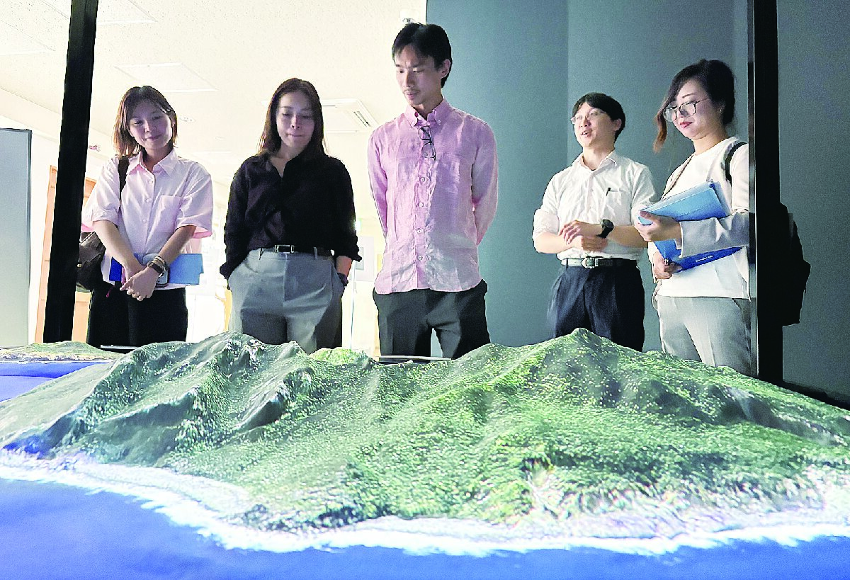 アジア若手研究者、尖閣学ぶ　「海保の役割重要」　国問所招へい事業