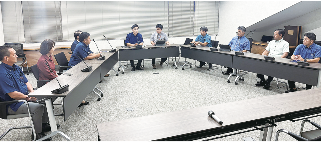 台湾定期航路を調査　市議会が特別委員会を設置　全会一致、委員長に長山氏