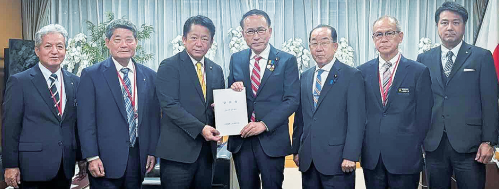 沖縄相に要請、先島５自治体　離島住民の移動コスト軽減　子どもの部活派遣費の助成