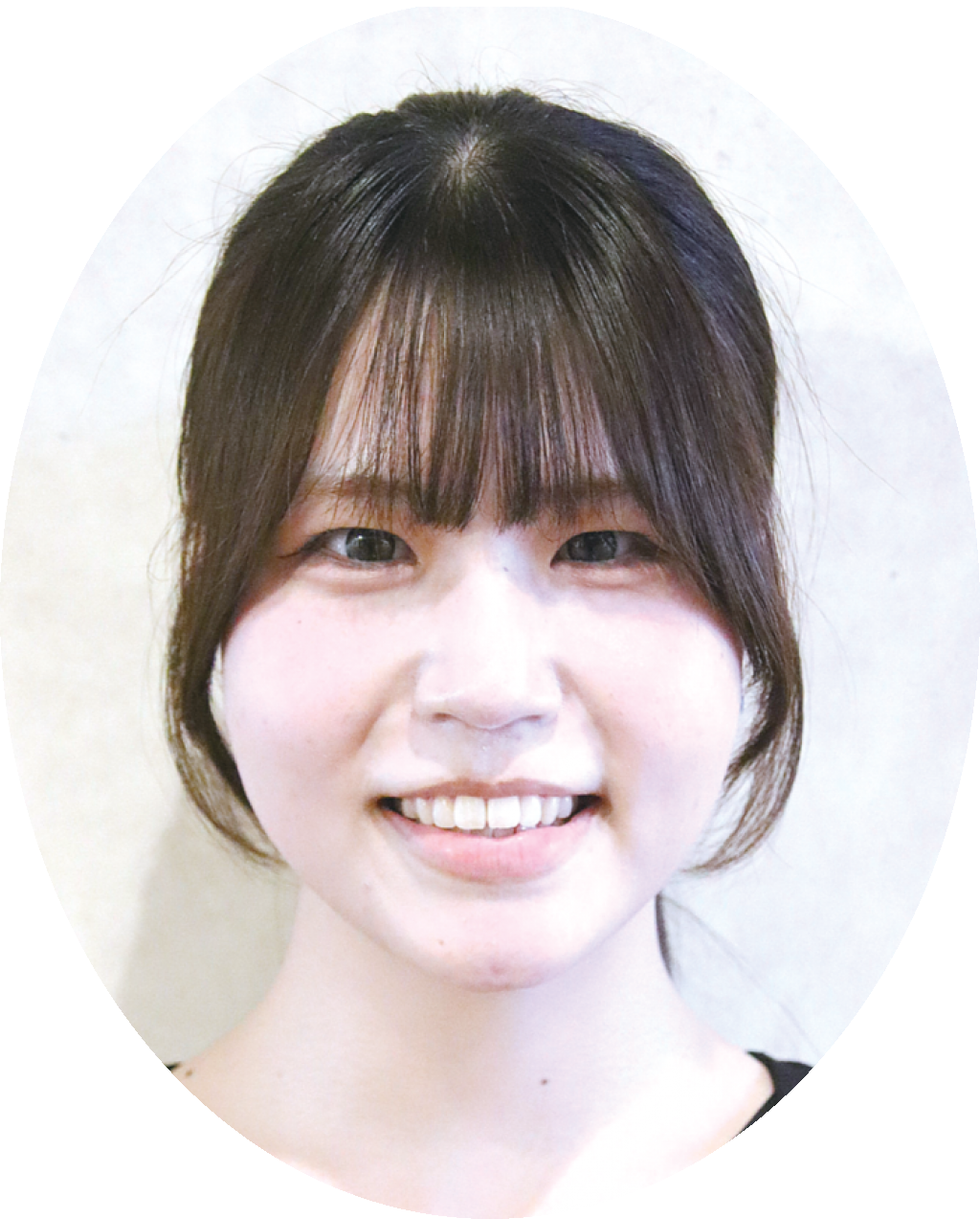 「祖父の厳しい指導に感謝」　三線・最高賞の伊良皆眞凛さん（19）　第47回八重山古典音楽コンクール