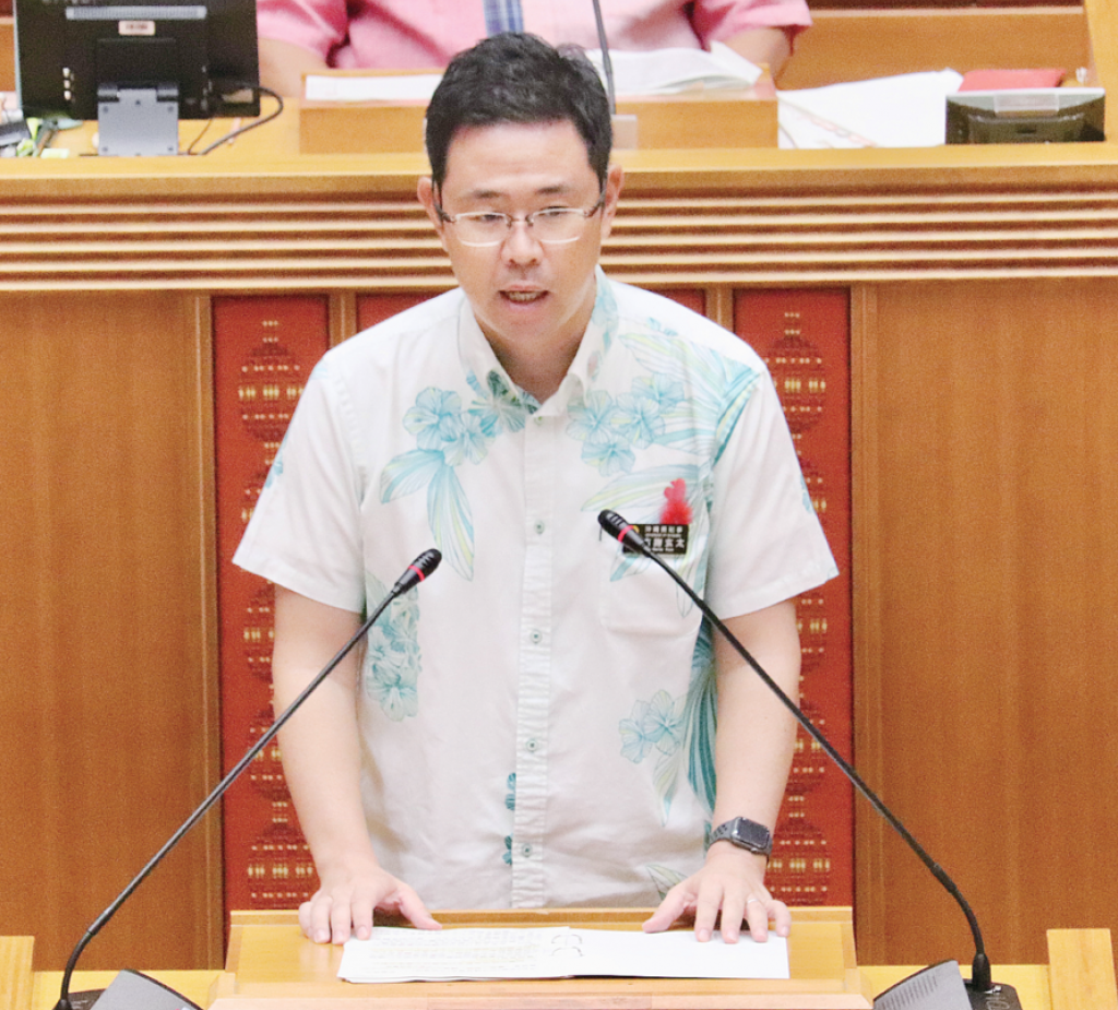 古謝知事、基地負担軽減へ国と協議　所得倍増へ推進本部設置　県民の声聞く知事室も